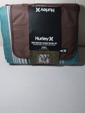 Hurley water resistant outdoor packable mat Oversized NEW